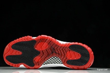 Hyperoad Air Velvet” “Bred 11 Jordan 0709